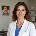 Retrato de la Dra. Sofía Pérez, Nutricionista Pediátrica